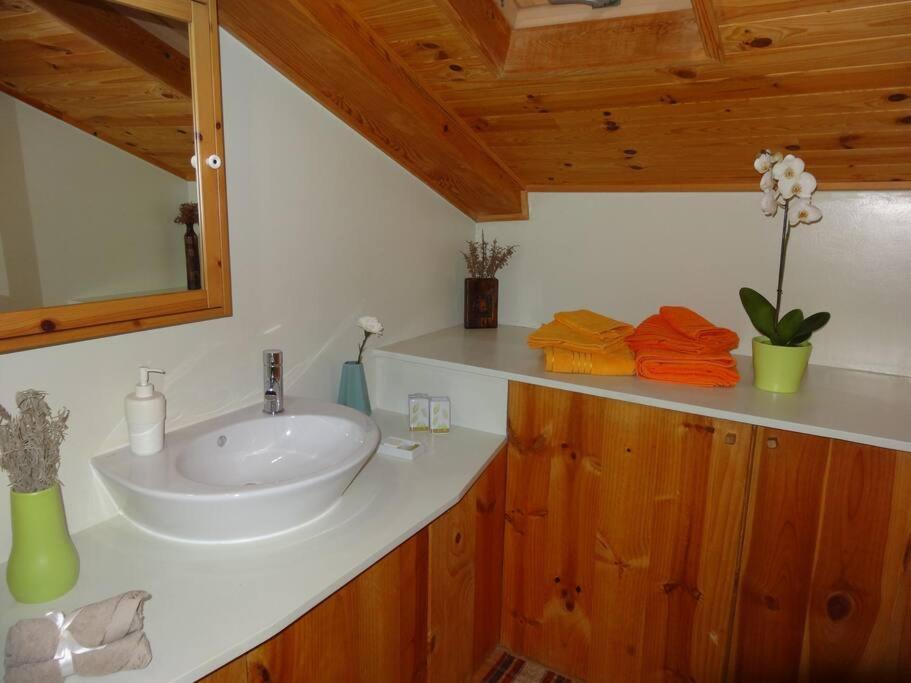 Charm And Fantastic View In A Fully Equipped Home In Center Lisboa 外观 照片